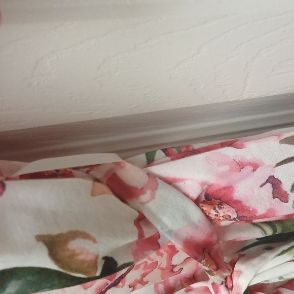 SHOW ME YOUR MUMU Floral Kimono Robe - Pink, Green, And White Size O/S - Picture 5 of 10